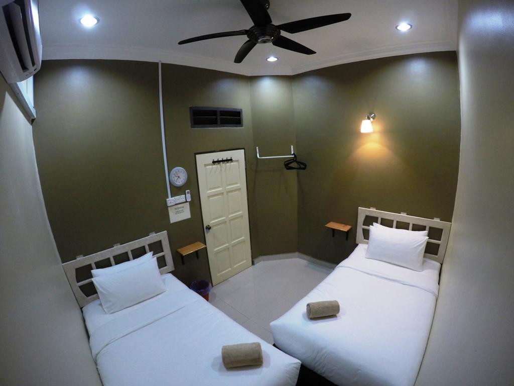 Wan'S Beach Guest House Dungun Habitación foto
