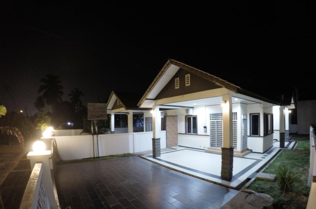 Wan'S Beach Guest House Dungun Habitación foto
